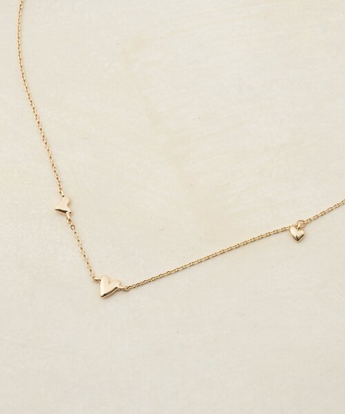DISCOAT（ディスコート）の「【GOLDY】プランププチ3ハートネックレス（ネックレス・レディース・シルバー/シルバー系その他/ゴールド・FREE）」の4枚目の写真