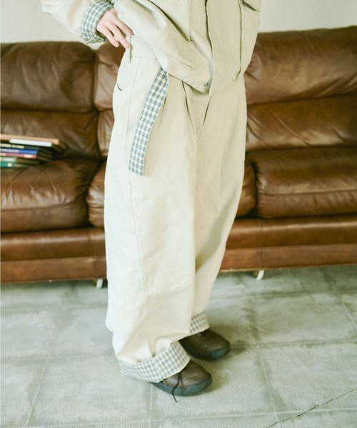 BROKEN BASE(ブロークンベース)の「2-Way Check Chino Pants / 2-Way チェックチノパンツ(チノパンツ・メンズ・アイボリー/ネイビー・MEDIUM/LARGE)」の2枚目の写真