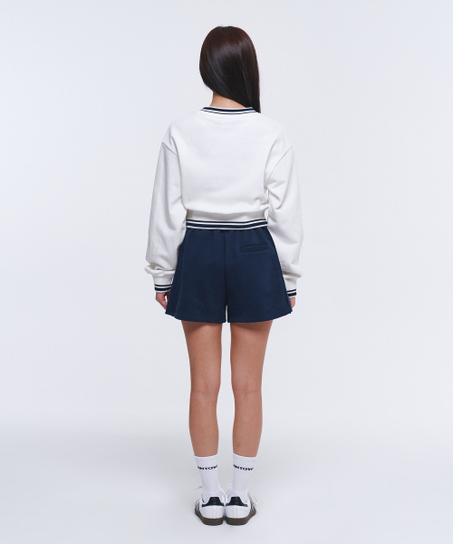 BORN TO WIN（ボーントゥウィン）の「W WELLNESS V-NECK CROP SWEATSHIRTS [IVORY]（スウェット・レディース・その他・1/2）」の7枚目の写真
