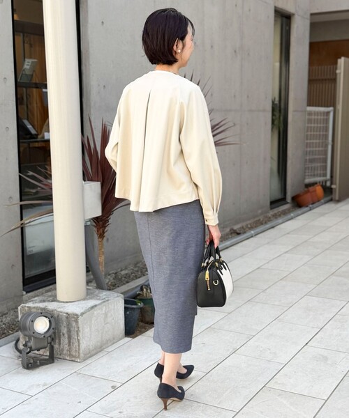 NOLLEY’S（ノーリーズ）の「マット＆ソフトフェイクレザーブルゾン（ブルゾン・レディース・キナリ/カーキ・38）」の7枚目の写真