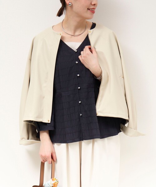 NOLLEY’S（ノーリーズ）の「マット＆ソフトフェイクレザーブルゾン（ブルゾン・レディース・キナリ/カーキ・38）」の10枚目の写真