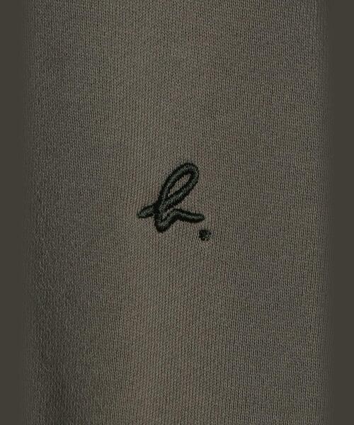 agnes b.（アニエスベー）の「メンズ ”b.”ロゴ コットン 長袖 スウェット ”Cuppo”（スウェット・メンズ・グリーン系その他・2/1）」の11枚目の写真