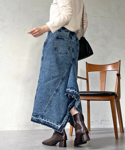 un dix cors（アンディコール）の「デニムフレアヘムスカート（スカート・レディース・ブラック/ブルー・FREE）」の2枚目の写真