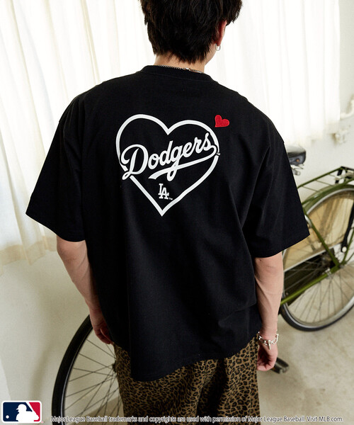 PUBLUX(パブリュクス)の「PUBLUX/パブリュクス <機能性素材>別注MLB バックプリント ハート Tシャツ 限定展開(Tシャツ/カットソー・メンズ・ブラック/グレー/ネイビー/ピンク/ブラウン/ホワイト・L/M/フリ-/LARGE)」の7枚目の写真