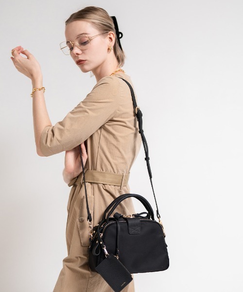HAYNI(ヘイニ)の「Nene Nylon Loche ネネナイロンロシェ(ショルダーバッグ・レディース・グレー系3/グレー系2/グレー系1/ブラック×ゴールド/ブラック×シルバー・FREE)」の9枚目の写真