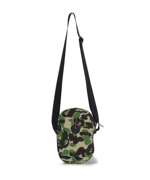 A BATHING APE(アベイシングエイプ)の「ABC CAMO MILO CAP SHOULDER BAG(ショルダーバッグ・キッズ・ブルー/グリーン・FREE)」の3枚目の写真