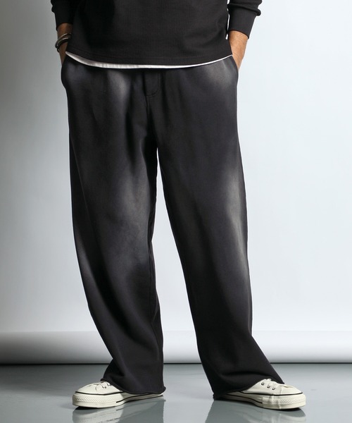 The DUFFER of ST.GEORGE(ザダファーオブセントジョージ)の「BRUSHED SWEAT WIDE PANTS:バイオウォッシュ ユーズド加工 スウェット ワイドパンツ(スウェットパンツ・メンズ・ネイビー/ブラック・LARGE/MEDIUM)」の17枚目の写真