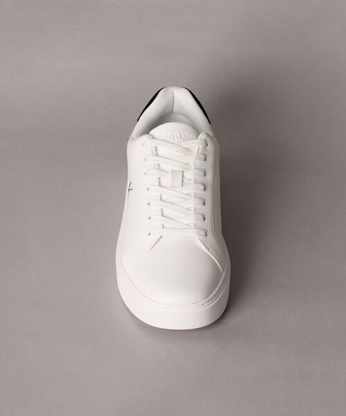 Calvin Klein(カルバン・クライン)の「クラシックレザーコートスニーカー(スニーカー・メンズ・ホワイト×ブラック・43/42/40/41)」の3枚目の写真