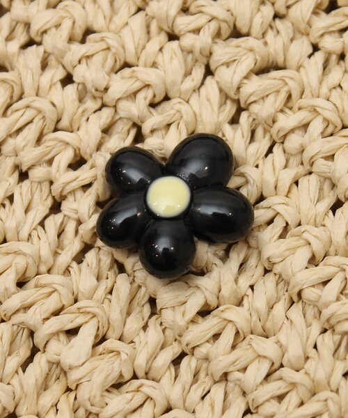 DISCOAT（ディスコート）の「雑材フラワービーズ巾着ショルダーバッグ（かごバッグ・レディース・アイボリー/ブラック/ベージュ・FREE）」の10枚目の写真