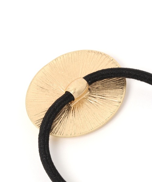 BAYFLOW（ベイフロー）の「コンチョ風ヘアゴム（ヘアゴム・レディース・イエロー/ライトグレー・FREE）」の4枚目の写真