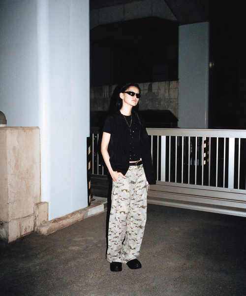 NOMANUAL（NOMANUAL）の「GRAPHIC NYLON VEST - BLACK（ベスト・レディース・その他・MEDIUM/LARGE/SMALL）」の2枚目の写真