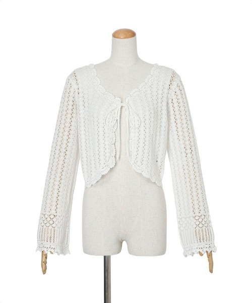 an another angelus（アンアナザーアンジェラス）の「クロシェスカラップ透かし編みニットボレロ（カーディガン/ボレロ・レディース・オフホワイト/ブラック/ライトブルー・FREE）」の22枚目の写真