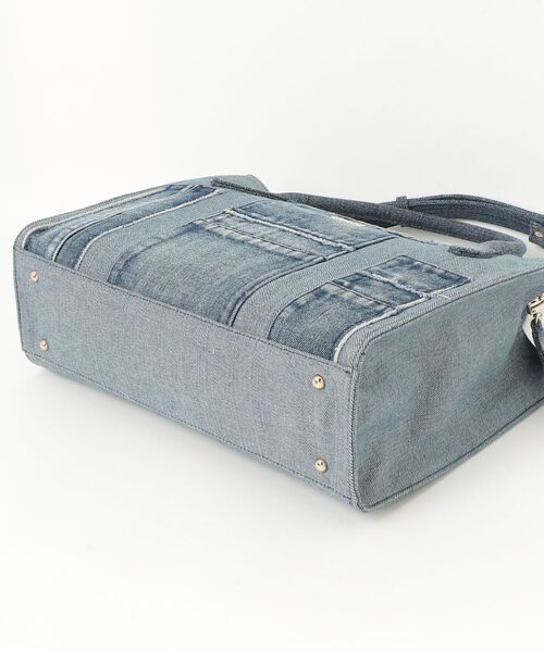 Guess（ゲス）の「JODI Tote（トートバッグ・レディース・インディゴブルー・ONE SIZE）」の15枚目の写真