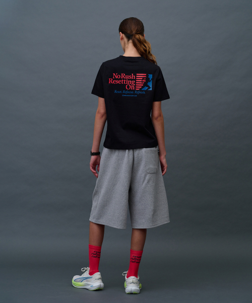 MENASOO(ミナス)の「Sorona No Rush T Shirt (Basic Fit)(Tシャツ/カットソー・レディース・オレンジ/ホワイト/ブラック・S/2XL/L)」の6枚目の写真