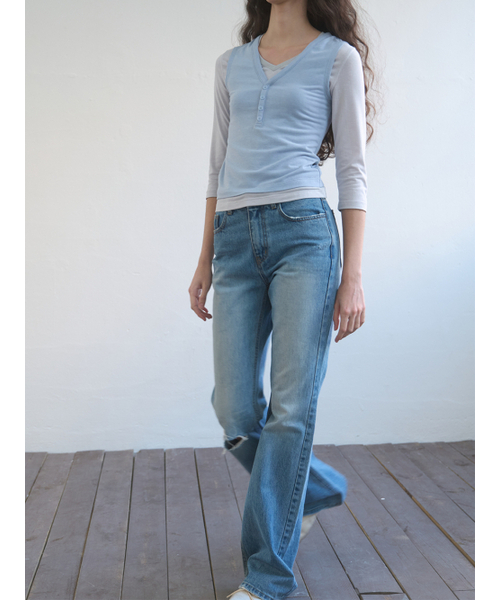 Kijun(キジュン)の「Single Cut Flared Jeans Blue(デニムパンツ・レディース・その他・SMALL/MEDIUM)」の10枚目の写真