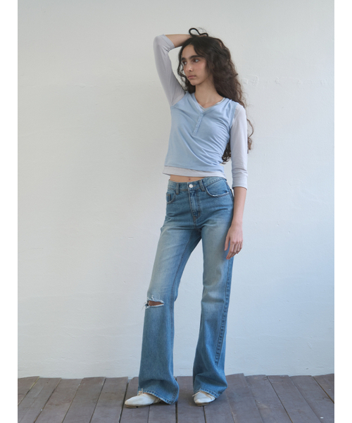 Kijun(キジュン)の「Single Cut Flared Jeans Blue(デニムパンツ・レディース・その他・SMALL/MEDIUM)」の12枚目の写真
