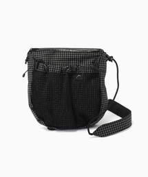 WISM（ウィズム）の「CAYL / ケイル SEORAK7 - GRID（ショルダーバッグ）」