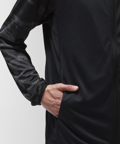 ASICS（アシックス）の「アシックス ASICS ヒートシールドサマーニットフーディー（ナイロンジャケット・メンズ・ブラック/ホワイト・L/LL/M）」の7枚目の写真