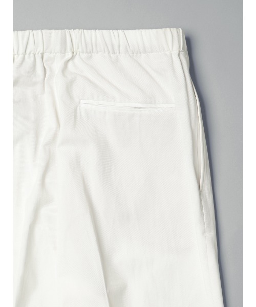 SUIT SQUARE(スーツスクエア)の「GOOVI/イージーパンツ/リヨセルコットンチノクロス/無地(スーツパンツ・メンズ・ベージュ/ブラック/ホワイト・1/2/3)」の22枚目の写真