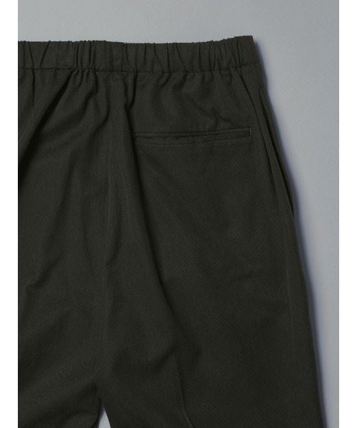 SUIT SQUARE(スーツスクエア)の「GOOVI/イージーパンツ/リヨセルコットンチノクロス/無地(スーツパンツ・メンズ・ベージュ/ブラック/ホワイト・1/2/3)」の14枚目の写真