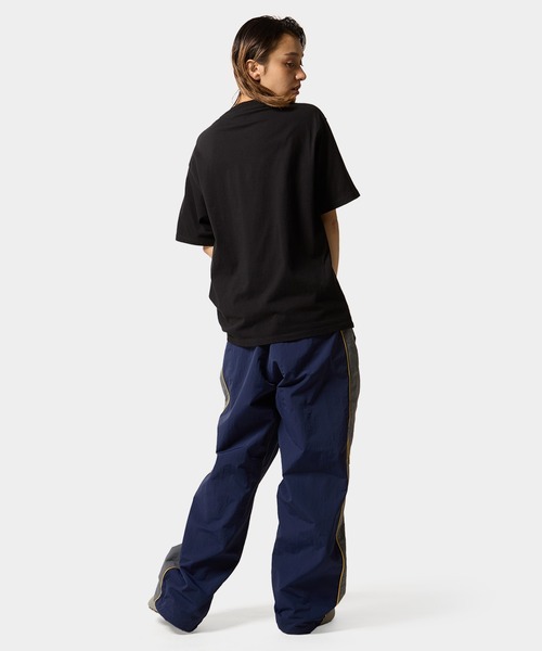 HUF(ハフ)の「CASH DRAGON TEE(Tシャツ/カットソー・メンズ・ブラック/ホワイト・S/M/L/XL/XXL)」の5枚目の写真
