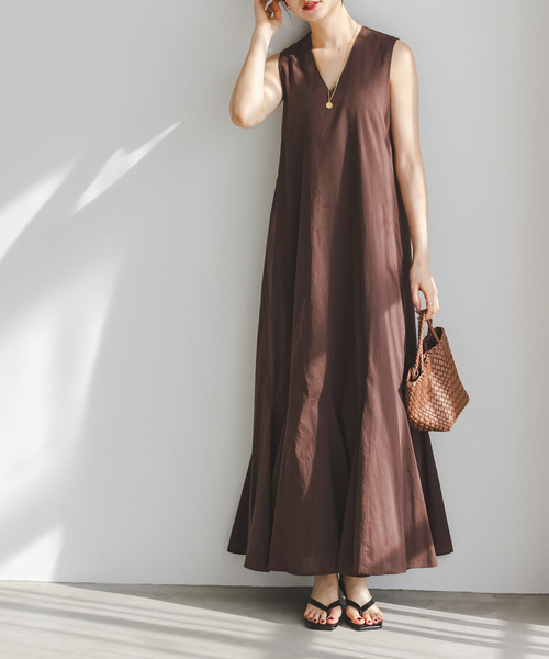 MARIHA（マリハ）の「《追加・NOBLE別注カラー》MARIHA/マリハ 夏の月影のドレス（ワンピース・レディース・ベージュ/ブラック/レッド/ブラウン・38/36/34）」の2枚目の写真