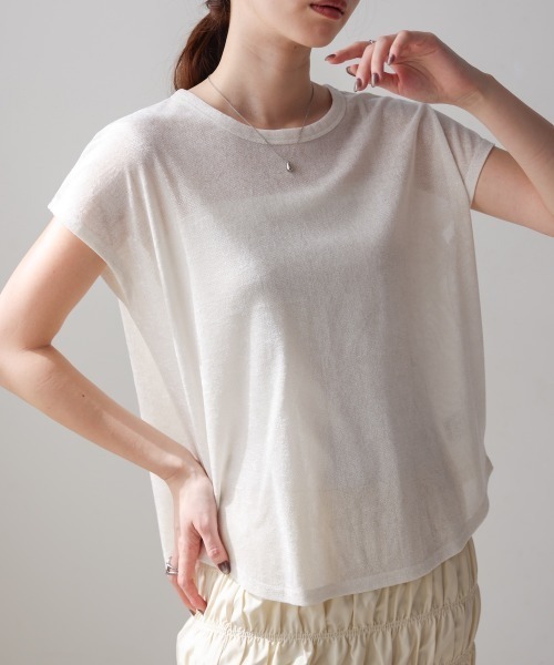 Bab(バブ)の「シアーベロアフレンチスリーブカットソー(Tシャツ/カットソー・レディース・チャコールグレー/オフホワイト/アイボリー/ブラック/ネイビー/オレンジ/ピンク/ブラウン/ブルー・MEDIUM)」の2枚目の写真