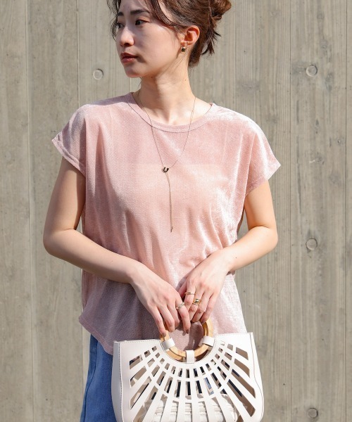 Bab(バブ)の「シアーベロアフレンチスリーブカットソー(Tシャツ/カットソー・レディース・チャコールグレー/オフホワイト/アイボリー/ブラック/ネイビー/オレンジ/ピンク/ブラウン/ブルー・MEDIUM)」の15枚目の写真