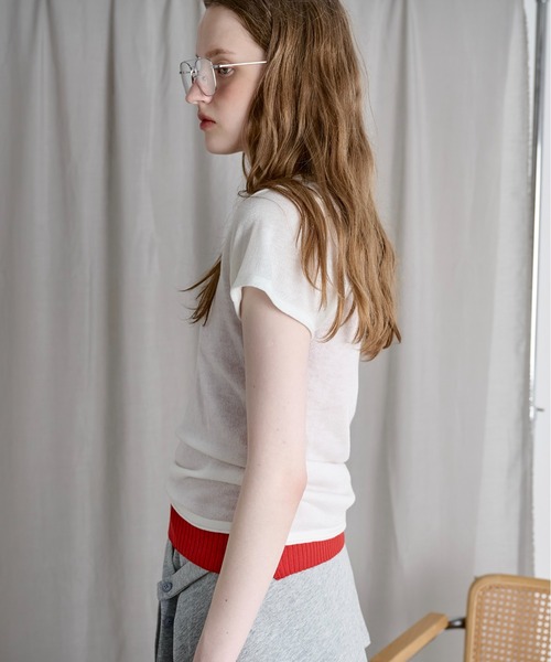 LOSCa(ロスカ)の「スキッパーフレンチスリーブトップス(Tシャツ/カットソー・レディース・オレンジ/グレー/オフホワイト/ブラック・FREE)」の18枚目の写真