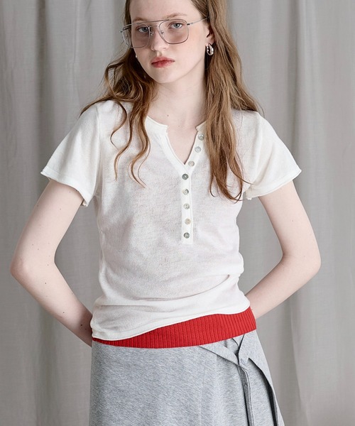 LOSCa(ロスカ)の「スキッパーフレンチスリーブトップス(Tシャツ/カットソー・レディース・オレンジ/グレー/オフホワイト/ブラック・FREE)」の16枚目の写真
