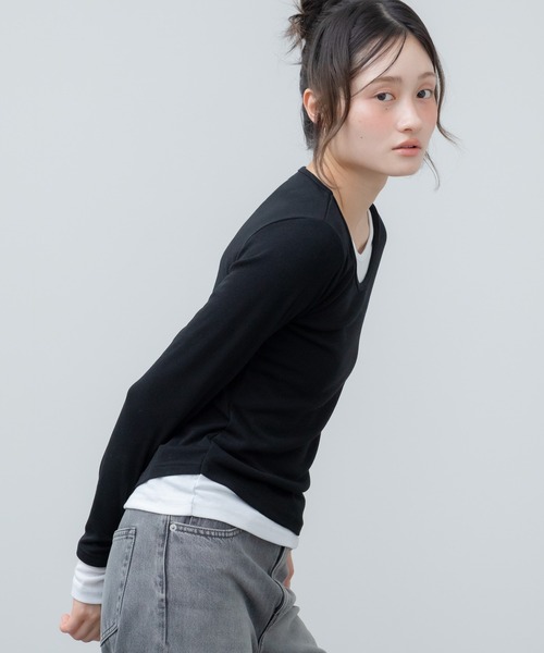 HEILIS(ヘイリス)の「レイヤードスムースカットソー / ブルー ブラック アイボリー カットソー トップス レイヤード ドッキング 春服 秋服 冬服 長袖 トップス 韓国 ガーリー 無地 カジュアル シンプル ノームコア オフィスカジュアル(Tシャツ/カットソー・レディース・ブラック/アイボリー/ブルー・FREE)」の17枚目の写真