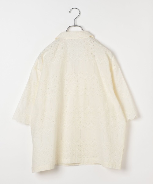 LEPSIM(レプシィム)の「総刺繍シャツSS 659260(シャツ/ブラウス・レディース・ナチュラル/ブラック・FREE)」の4枚目の写真