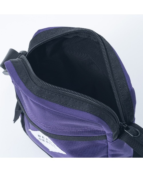 BEAMS DESIGN(ビームス デザイン)の「BEAMSDESIGN(ビームスデザイン)Slash ショルダーバッグ(ショルダーバッグ・メンズ・グリーン/カーキ/ブラック/パープル/ベージュ・FREE)」の22枚目の写真