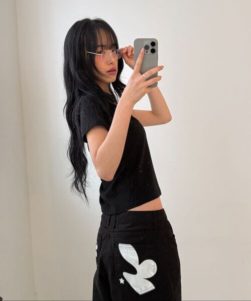 SLEEKGLOW（スリック グロウ）の「アンロックセミクロップTシャツ[ブラック]（Tシャツ/カットソー・レディース・その他・FREE）」の7枚目の写真