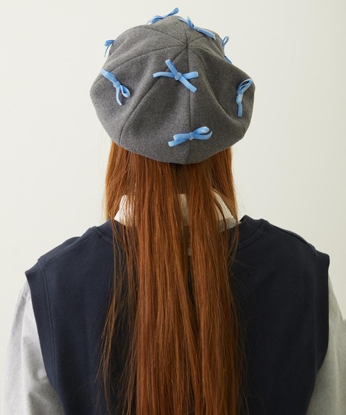 MILKFED.(ミルクフェド)の「RIBBON BERET(ハンチング/ベレー帽・レディース・ブラック/ブラウン/グレー・ONE SIZE)」の9枚目の写真