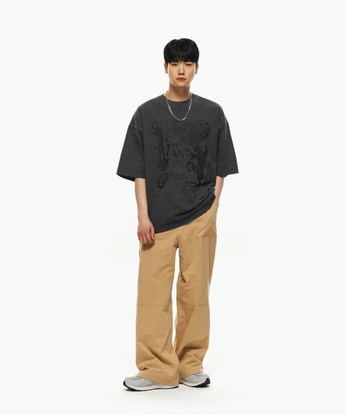MOZMOZ(モズモズ)の「ピグメントダンシングキャット オーバーサイズ 半袖Tシャツ チャコール(Tシャツ/カットソー・レディース・その他・M/XL/XXL)」の2枚目の写真