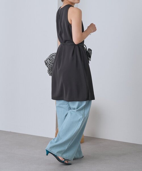 RIVE DROITE(リヴドロワ)の「【セットアップ対応可/接触冷感】【A・MONN(アモン)】suttoブラウス(シャツ/ブラウス・レディース・ネイビー/ブラック・FREE)」の4枚目の写真