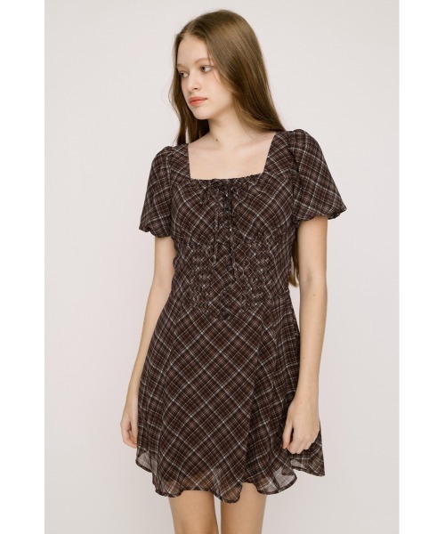 SLY(スライ)の「【SNSで話題!】FRONT BUTTON TUCKED MINI DRESS フロントボタンタックミニドレス 春服 夏服(ワンピース・レディース・ブラック系その他2/ブラウン系その他2/ネイビー系・1/2)」の7枚目の写真