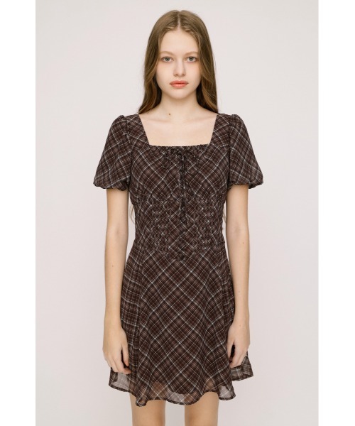 SLY(スライ)の「【SNSで話題!】FRONT BUTTON TUCKED MINI DRESS フロントボタンタックミニドレス 春服 夏服(ワンピース・レディース・ブラック系その他2/ブラウン系その他2/ネイビー系・1/2)」の8枚目の写真