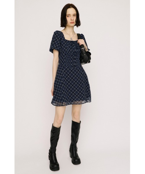 SLY(スライ)の「【SNSで話題!】FRONT BUTTON TUCKED MINI DRESS フロントボタンタックミニドレス 春服 夏服(ワンピース・レディース・ブラック系その他2/ブラウン系その他2/ネイビー系・1/2)」の13枚目の写真