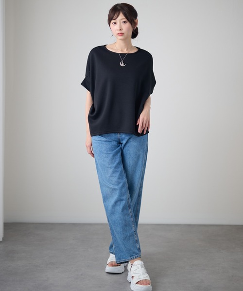 DAYRA(デイラ)の「ソリッドカラー ドルマン ボートネック 半袖 トップス(Tシャツ/カットソー・レディース・ホワイト/ダークグレー/ネイビー/ブラック・FREE)」の5枚目の写真