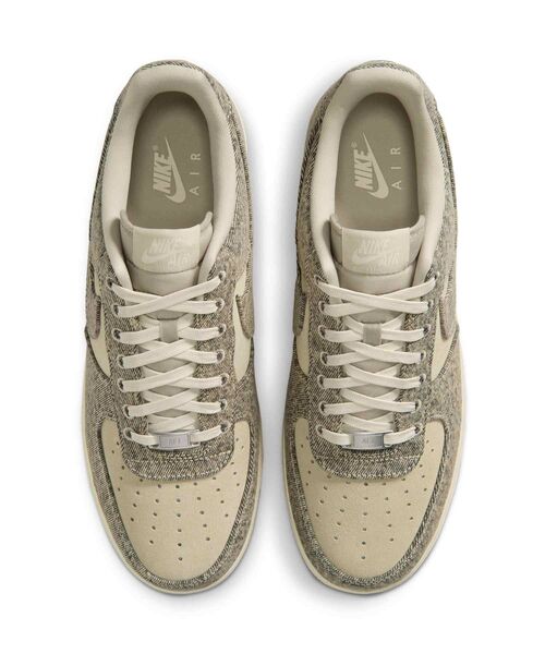 NIKE(ナイキ)の「エア フォース 1 '07 LV8 「デニム」 メンズシューズ / Air Force 1 '07 LV8 "Denim" Men's Shoes IR0951-201 Desert Khaki(スニーカー・メンズ・ブラウン系その他2・25/24.5/24/30/28.5/28/29.5/29/27.5/27/26.5/26/25.5)」の8枚目の写真