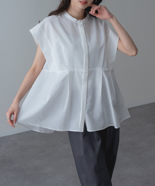 refinedworks(リファインドワークス)の「【refinedworks】サッカー 素材 の上品見え ブラウス(シャツ/ブラウス・レディース・ブルー/ホワイト/ブラック・FREE)」の4枚目の写真