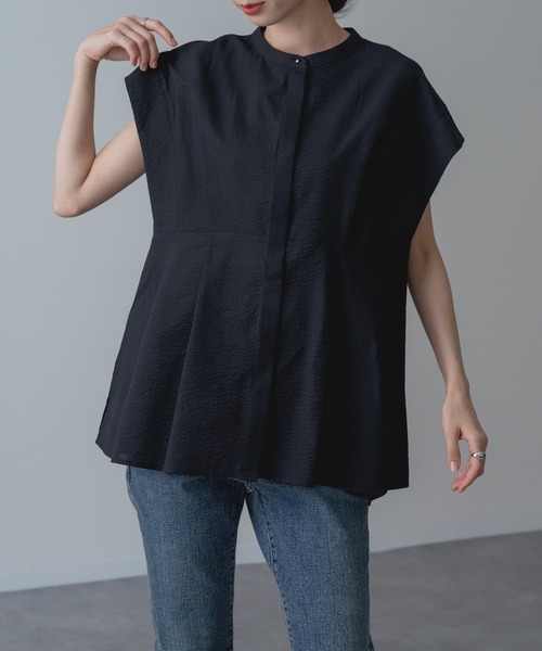 refinedworks(リファインドワークス)の「【refinedworks】サッカー 素材 の上品見え ブラウス(シャツ/ブラウス・レディース・ブルー/ホワイト/ブラック・FREE)」の13枚目の写真