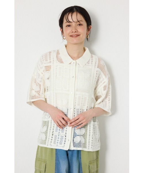 RODEO CROWNS WIDE BOWL(ロデオクラウンズワイドボウル)の「スクエアクロシェニットシャツ(シャツ/ブラウス・レディース・ブラック/オフホワイト/ブルー・FREE)」の2枚目の写真