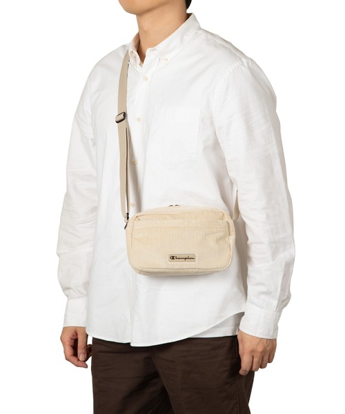 Champion（チャンピオン）の「チャンピオン ショルダーバッグ 5C38 58891（ショルダーバッグ・レディース・グレー/ベージュ・FREE）」の2枚目の写真