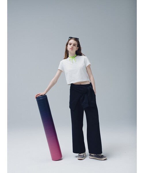 mgh(エムジーエイチ)の「mgh / Element cropped short sleeve(Tシャツ/カットソー・レディース・オフホワイト/ブラック・LARGE/MEDIUM)」の3枚目の写真