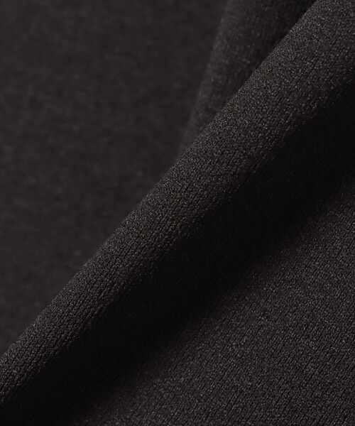 mgh(エムジーエイチ)の「mgh / Element cropped short sleeve(Tシャツ/カットソー・レディース・オフホワイト/ブラック・LARGE/MEDIUM)」の13枚目の写真