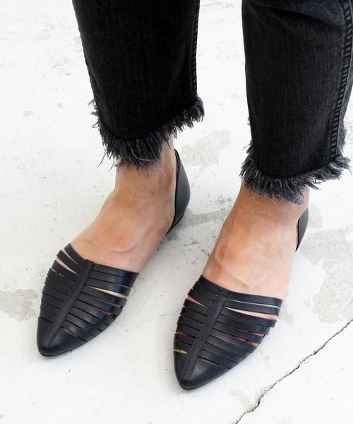 BEAUTY&YOUTH UNITED ARROWS（ビューティーアンドユースユナイテッドアローズ）の「BY∵ グラディエーターフラットパンプス ◆（パンプス・レディース・ブラウン/ホワイト/ネイビー・37h/36h/38/37/36）」の3枚目の写真