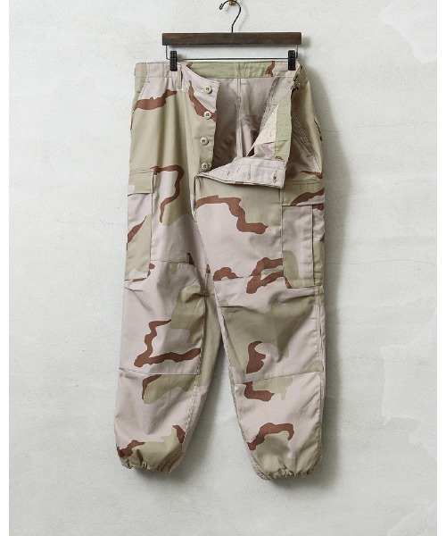 MILITARY(ミリタリー)の「MADE IN USA 新品 米軍 デッドストック DCU カーゴパンツ 3カラーデザート ノンリップ(カーゴパンツ・メンズ・デザートカモ・L-Regular)」の4枚目の写真